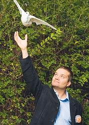 Jean-Luc Raymond. (Stephan Gladieu/Le Figaro Magazine)