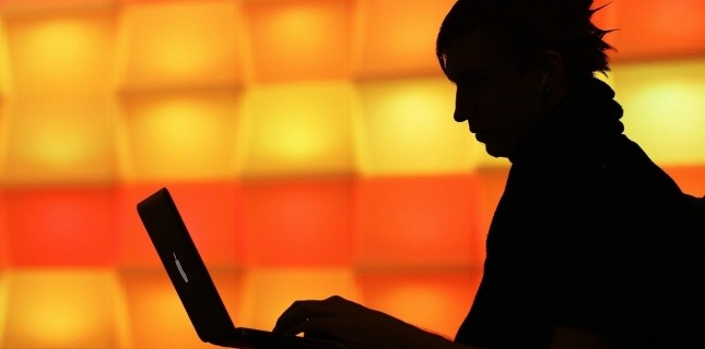 Un participant au rendez-vous des hackers le Chaos Computer Club, à Berlin en décembre (GETTY IMAGES/AFP)