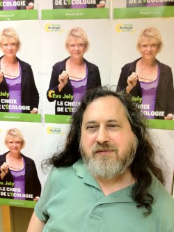 Richard Stallman, père du logiciel libre, dans le QG de campagne d'Europe-Ecologie-Les Verts (Boris Manenti - Le Nouvel Observateur)
