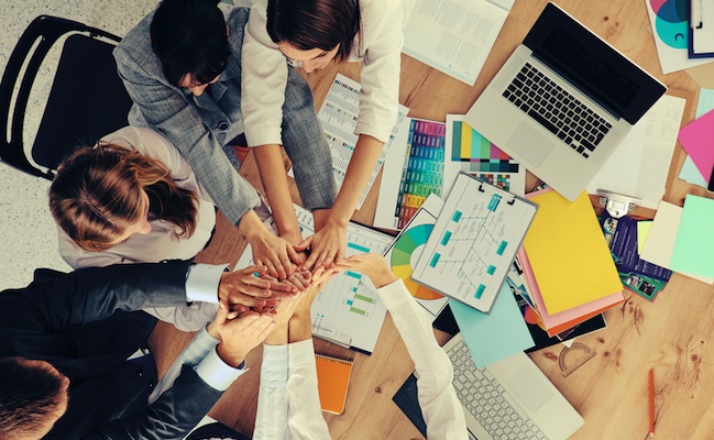 employes-groupe-bureau-union